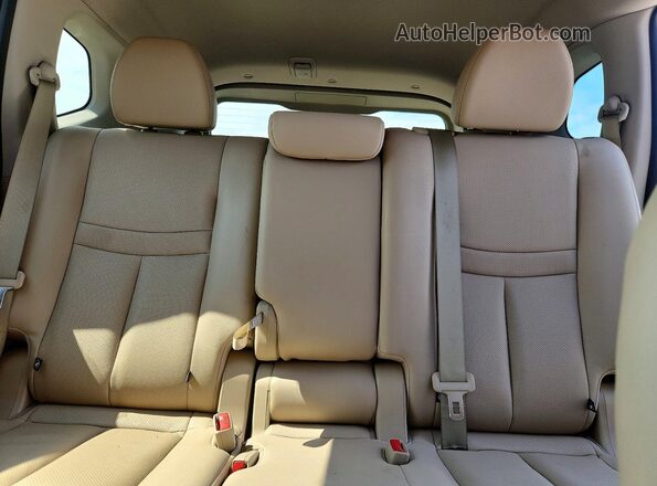 5N1AT2MT2GC776114 2016 NISSAN ROGUE Красный Вид задних сидений