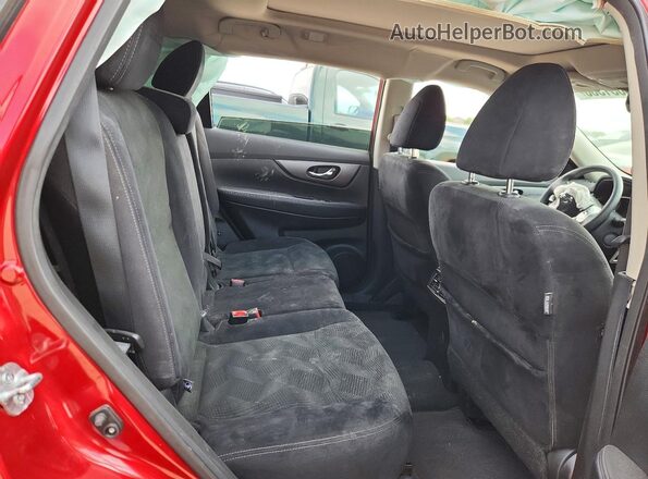 5N1AT2MT2GC797187 2016 NISSAN ROGUE Maroon Rear interior view