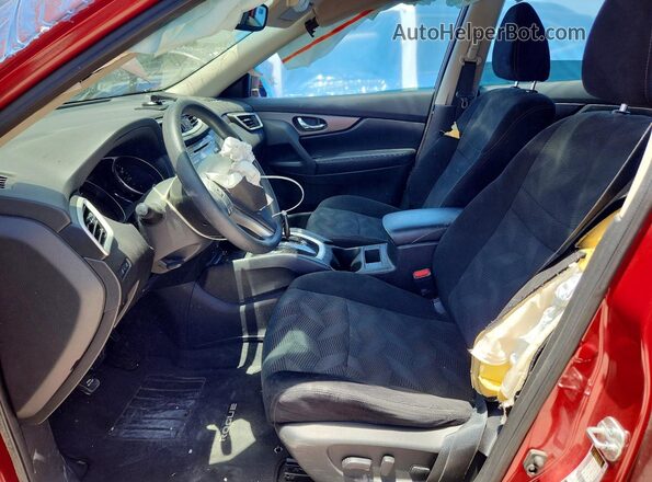 5N1AT2MT2GC797187 2016 NISSAN ROGUE Maroon Front interior view