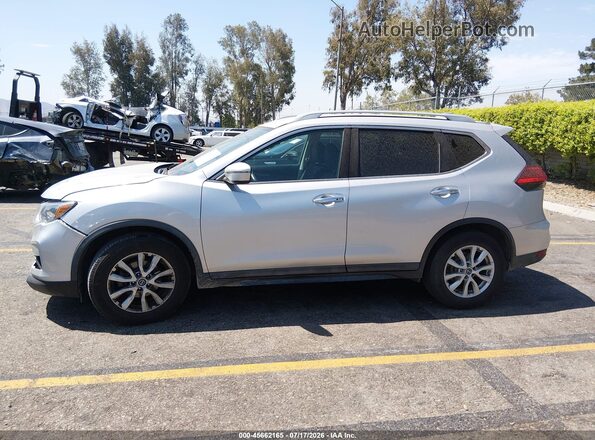 5N1AT2MT2HC746404 2017 NISSAN ROGUE Silver 360 interior view