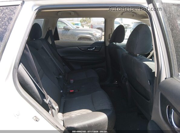 5N1AT2MT2HC746404 2017 NISSAN ROGUE Silver VIN sticker view