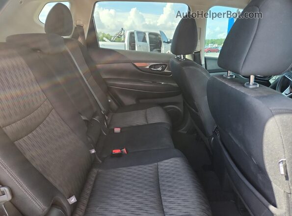 5N1AT2MT2HC825944 2017 NISSAN ROGUE Black Սալոնի հետևի տեսք