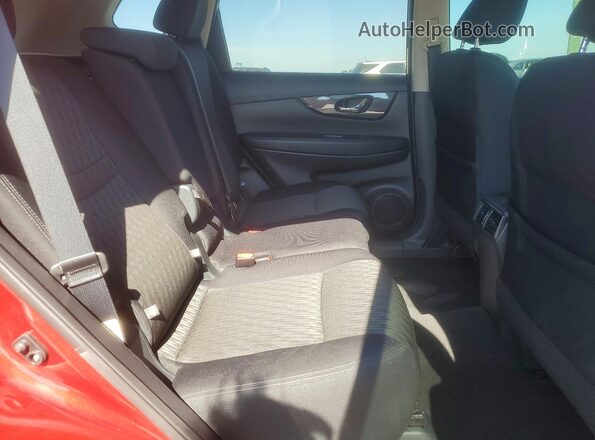 5N1AT2MT2JC804288 2018 NISSAN ROGUE Red Rear seats view