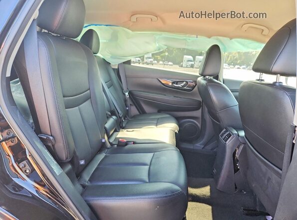 5N1AT2MT2LC766743 2020 NISSAN ROGUE Black Rear interior view