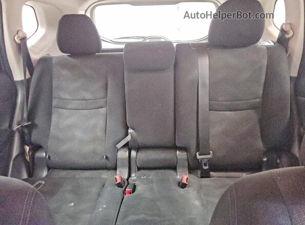 5N1AT2MT3GC795755 2016 NISSAN ROGUE Серебряный Вид задних сидений