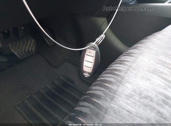 5N1AT2MT3HC876157 2017 NISSAN ROGUE Red Widok deski rozdzielczej