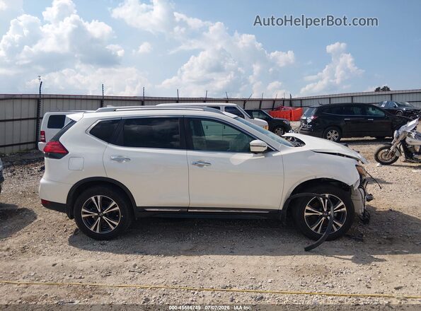 5N1AT2MT3HC886705 2017 NISSAN ROGUE White 360 interior view
