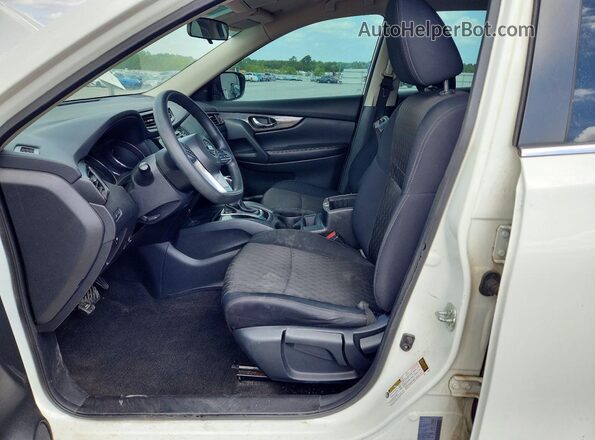 5N1AT2MT3JC713692 2018 NISSAN ROGUE White Вид салону спереду