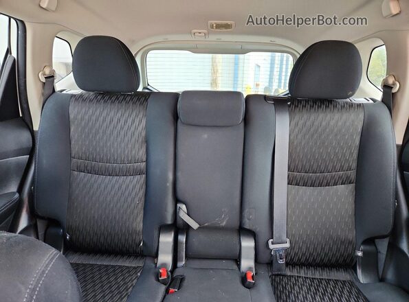 5N1AT2MT3JC713692 2018 NISSAN ROGUE White Вид задніх сидінь