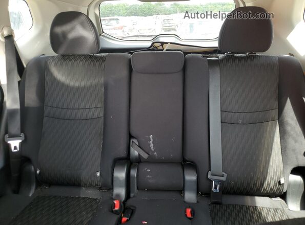5N1AT2MT3KC763882 2019 NISSAN ROGUE Silver Widok tylnych siedzeń