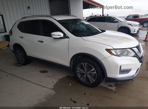 5N1AT2MT3KC797692 2019 NISSAN ROGUE White Вид задньої частини салону