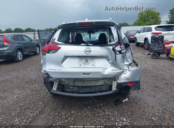 5N1AT2MT4KC814404 2019 NISSAN ROGUE Серебряный Вид спереди