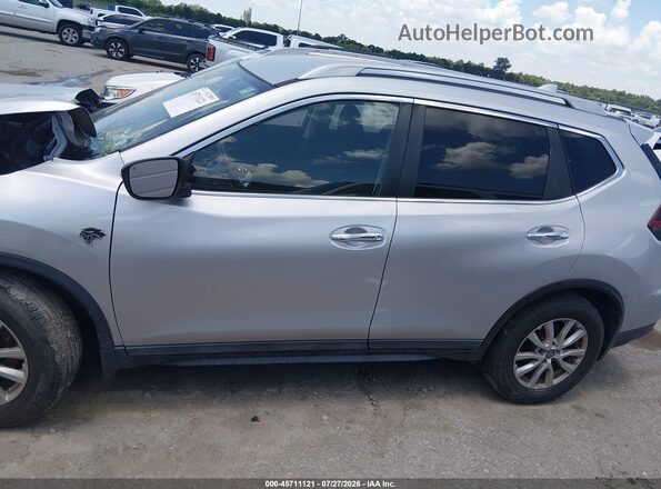 5N1AT2MT4LC748888 2020 NISSAN ROGUE Silver 360 interior view