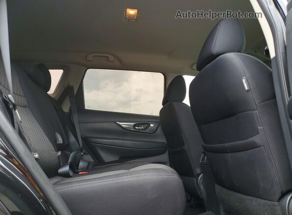 5N1AT2MT5HC834458 2017 NISSAN ROGUE Black Вид задньої частини салону