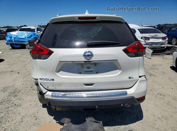 5N1AT2MT5HC849722 2017 NISSAN ROGUE White Հետևի տեսք