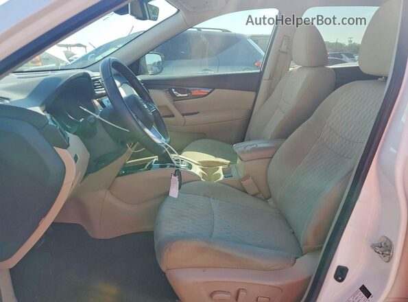 5N1AT2MT5LC755090 2020 NISSAN ROGUE White Front interior view