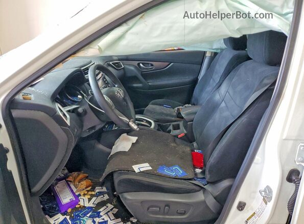 5N1AT2MT6GC810278 2016 NISSAN ROGUE White Вид салону спереду