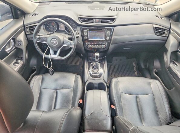 5N1AT2MT6HC779972 2017 NISSAN ROGUE Gray Вид панелі приладів