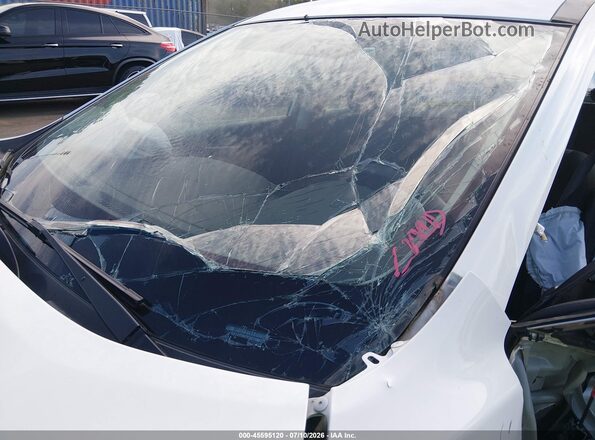5N1AT2MT6JC716070 2018 NISSAN ROGUE White 