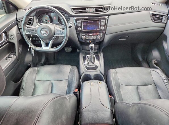 5N1AT2MT6JC717204 2018 NISSAN ROGUE Красный Вид панели приборов