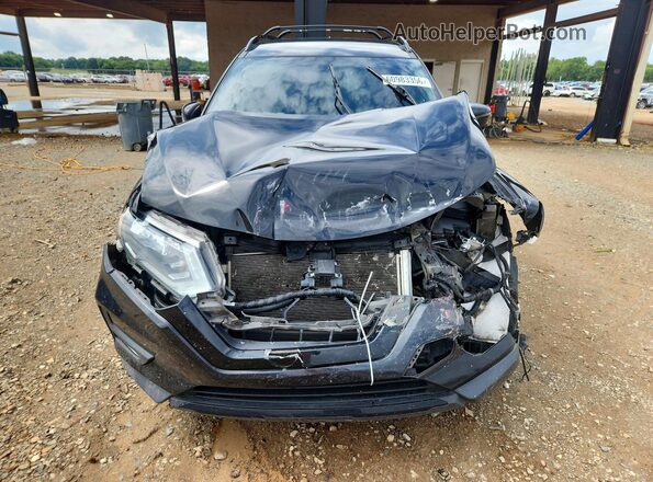 5N1AT2MT6JC749277 2018 NISSAN ROGUE Черный Вид спереди