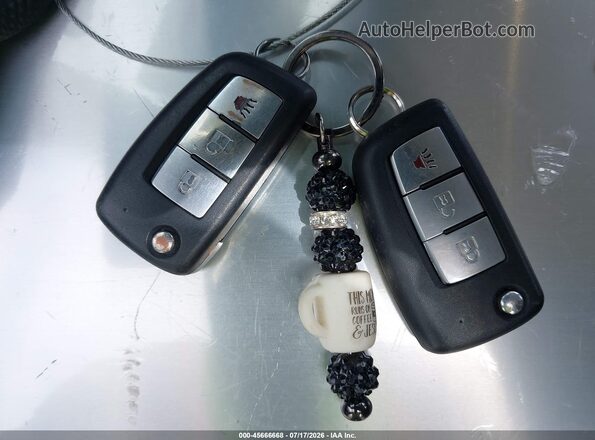 5N1AT2MT6JC828903 2018 NISSAN ROGUE White Առջևի վահանակի տեսք
