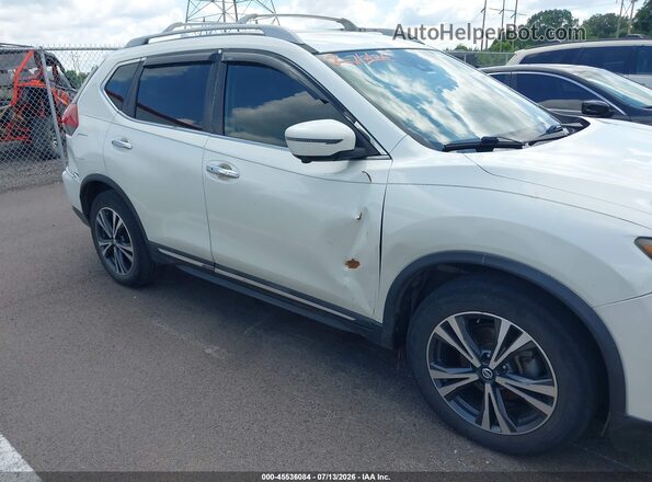 5N1AT2MT7JC777797 2018 NISSAN ROGUE White 