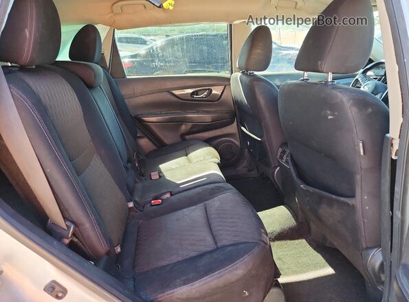 5N1AT2MT7KC811464 2019 NISSAN ROGUE Silver Սալոնի հետևի տեսք