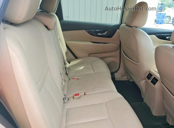 5N1AT2MT7LC744690 2020 NISSAN ROGUE White Vista interior trasera