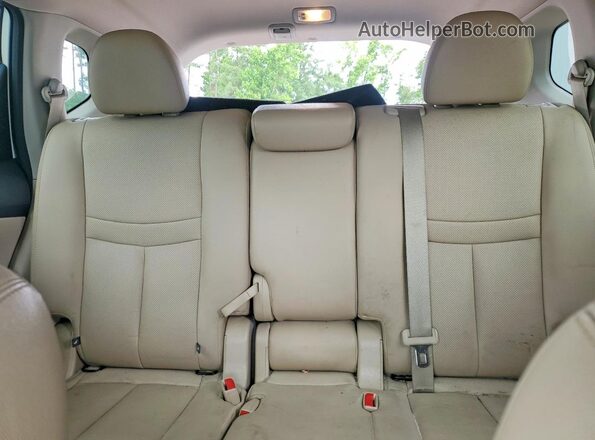 5N1AT2MT7LC744690 2020 NISSAN ROGUE White Vista de los asientos traseros