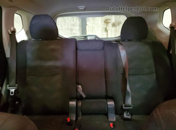 5N1AT2MT8GC799736 2016 NISSAN ROGUE White Vista de los asientos traseros