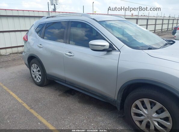 5N1AT2MT8HC742468 2017 NISSAN ROGUE Silver უკანა სალონის ხედი