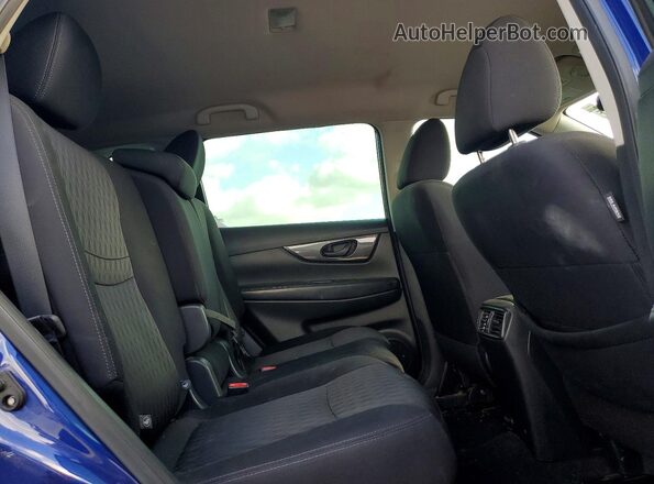 5N1AT2MT8LC805027 2020 NISSAN ROGUE Blue Rear interior view