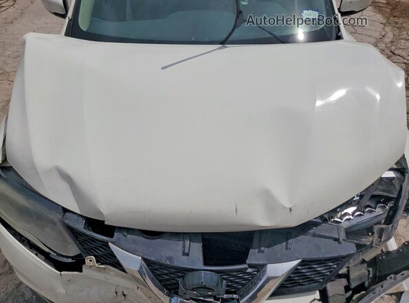 5N1AT2MT9GC753915 2016 NISSAN ROGUE White Rear interior view