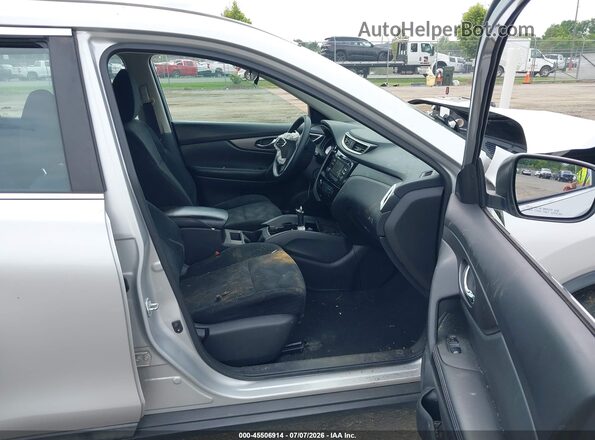 5N1AT2MT9GC861497 2016 NISSAN ROGUE Silver Widok wnętrza z przodu