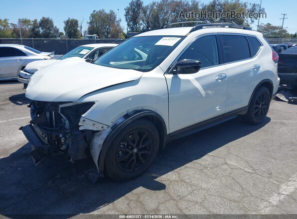 5N1AT2MT9JC806135 2018 NISSAN ROGUE White Передня ліва чверть