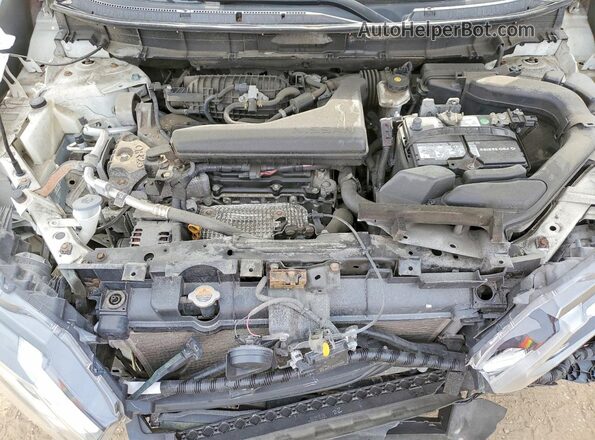 5N1AT2MT9JC824747 2018 NISSAN ROGUE White Vista interior trasera