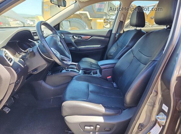 5N1AT2MTXGC744589 2016 NISSAN ROGUE Серый Вид салона спереди