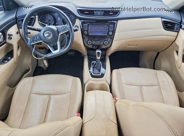5N1AT2MTXHC760597 2017 NISSAN ROGUE Оранжевый Вид панели приборов