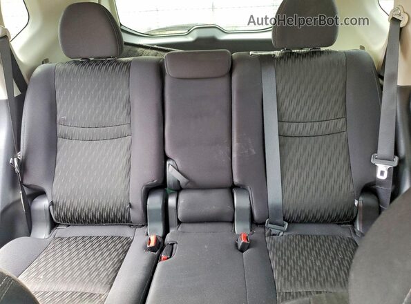 5N1AT2MTXKC813502 2019 NISSAN ROGUE Red Вид задніх сидінь