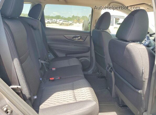 5N1AT2MTXKC825715 2019 NISSAN ROGUE Gray Вид задньої частини салону