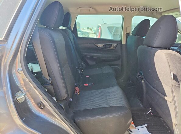 5N1AT2MTXLC807894 2020 NISSAN ROGUE Gray Rear interior view