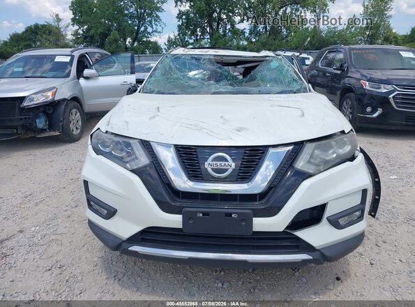 5N1AT2MV0HC732339 2017 NISSAN ROGUE White ხელსაწყოთა პანელის ხედი