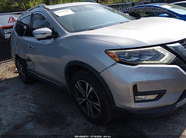 5N1AT2MV0HC880197 2017 NISSAN ROGUE Silver 