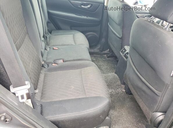 5N1AT2MV0JC749471 2018 NISSAN ROGUE Gray Rear interior view