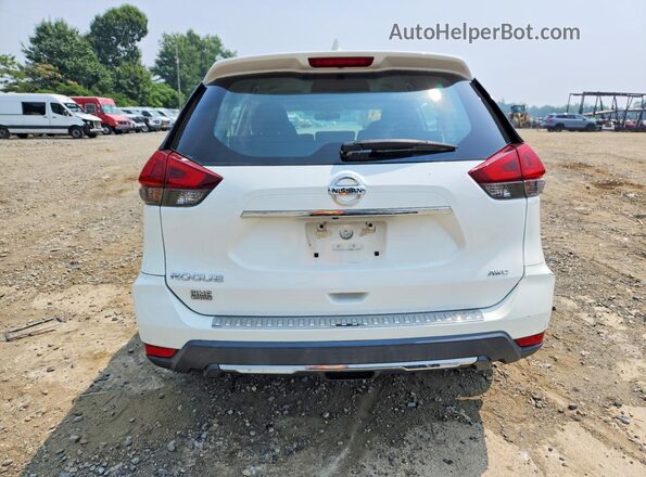 5N1AT2MV0JC813783 2018 NISSAN ROGUE White Rear view