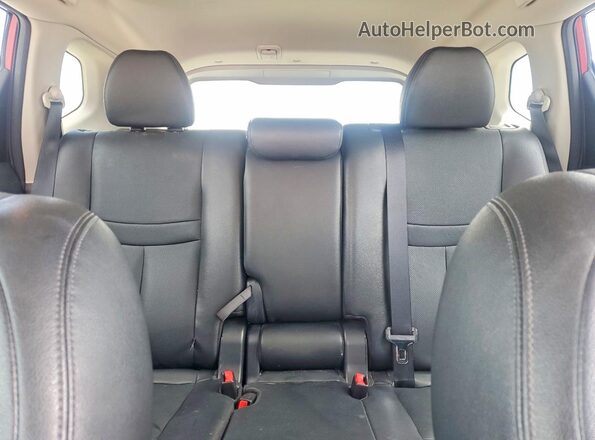 5N1AT2MV1GC917448 2016 NISSAN ROGUE Red Rear seats view
