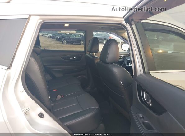 5N1AT2MV1KC805662 2019 NISSAN ROGUE Silver Вид наклейки з VIN-кодом
