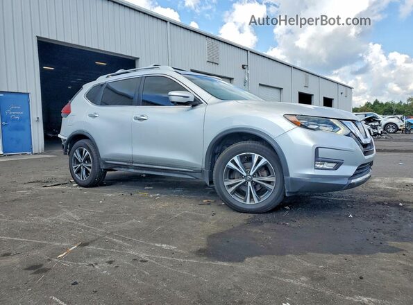 5N1AT2MV2HC751166 2017 NISSAN ROGUE Серебряный Передняя правая четверть