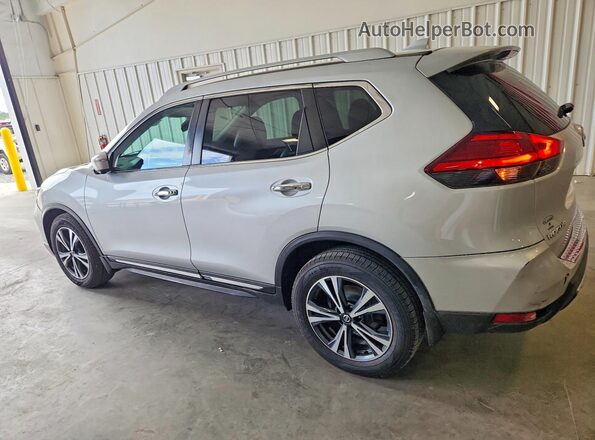 5N1AT2MV2HC835584 2017 NISSAN ROGUE Silver Հետևի ձախ